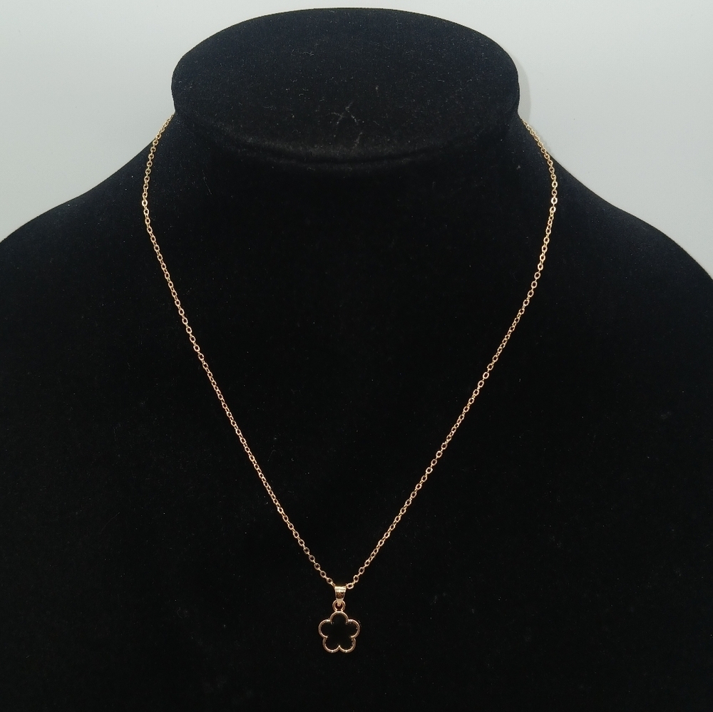 Gold-tone Enamel Clover Style Pendant Necklace 8.5" (chain) - Picture 1 of 3
